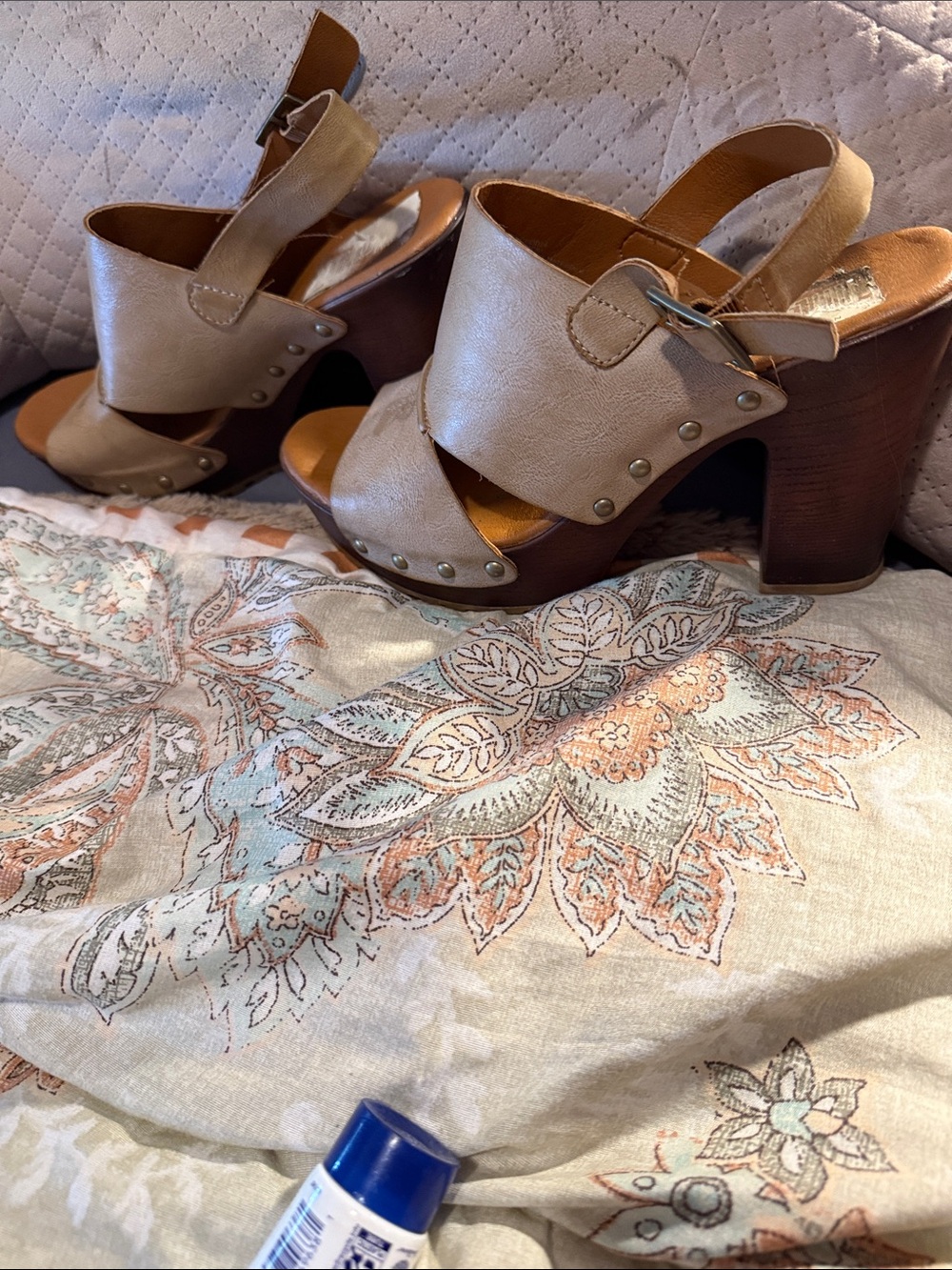 Beige Leather Platform Sandals with Studded Accents - Picture 6 of 7